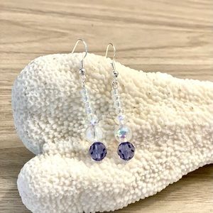 156. Periwinkle beaded earrings